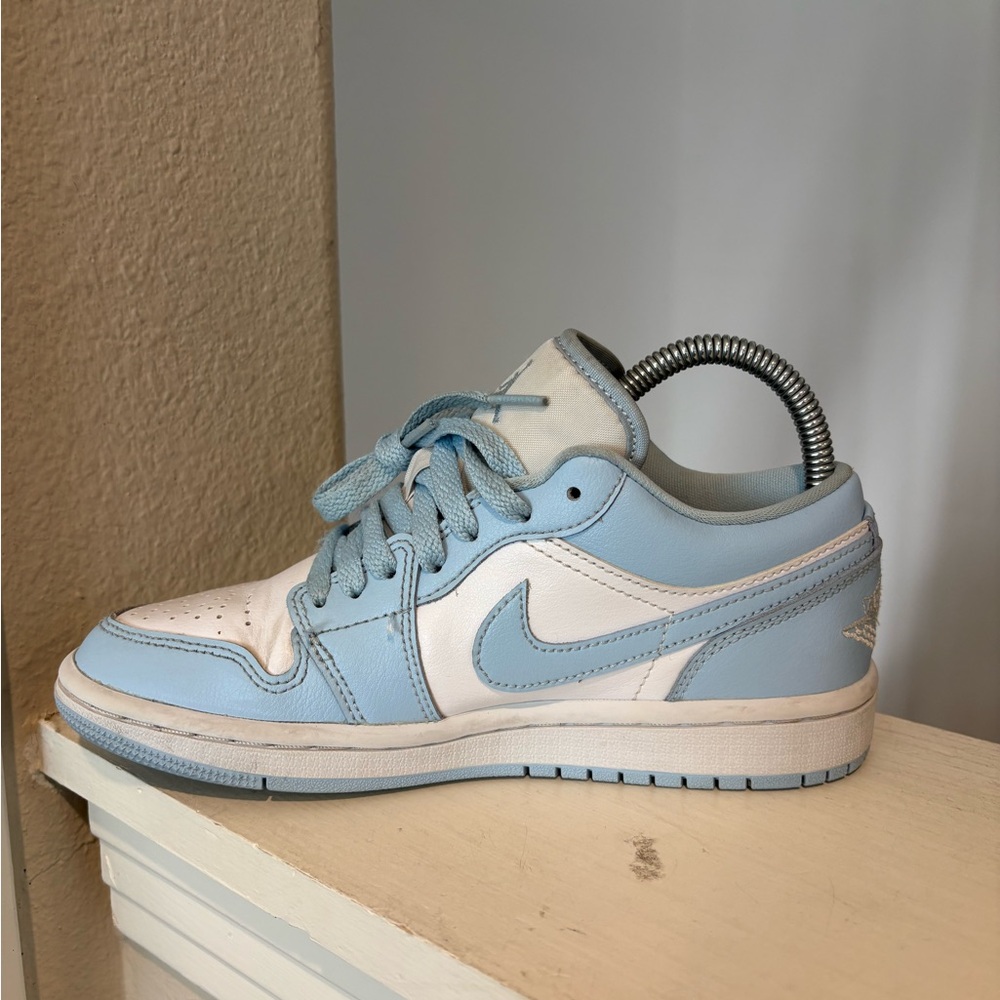 Nike Air Jordan 1 Low White/Ice Blue Shoes DC0774-141 Womens 5.5 Youth 4Y - Picture 3 of 9